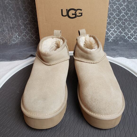 UGG Classic Mini Platform Boots Women 5 Beige Shearling Lined Cozycore - Picture 2 of 11